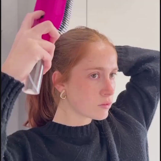 PureSprush™ — Il tuo hair tool più usato. Da oggi, uno solo.
